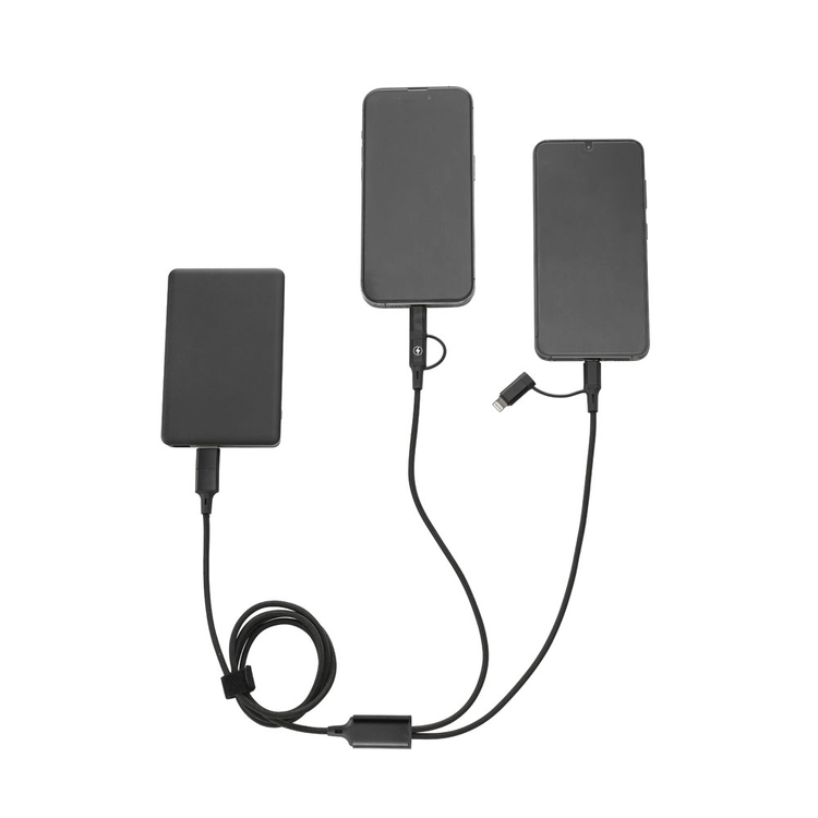 BERTOZZI. Super szybki kabel USB 6 w 1 wykonany z aluminium pochodzącego z recyklingu (20%) i PET pochodzącego z recyklingu (4%)
